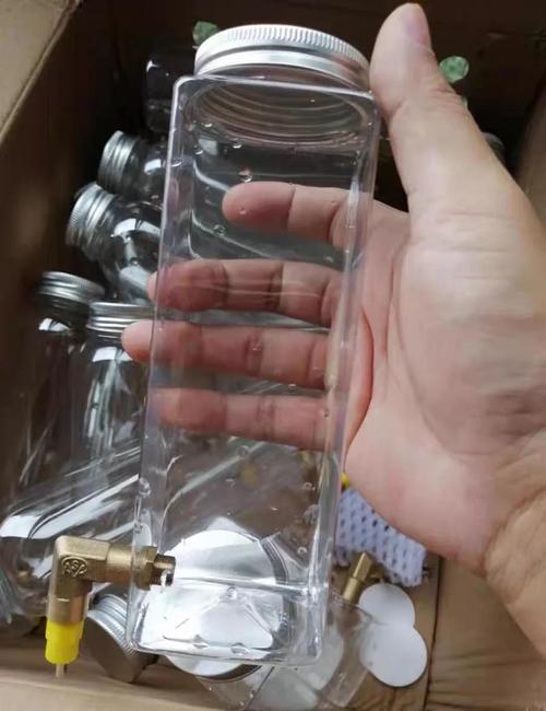 管家婆正版管家和鹦鹉开饮水器喝水与鹦鹉开饮水器喝水好吗